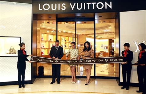 louis vuitton nam vietnam.